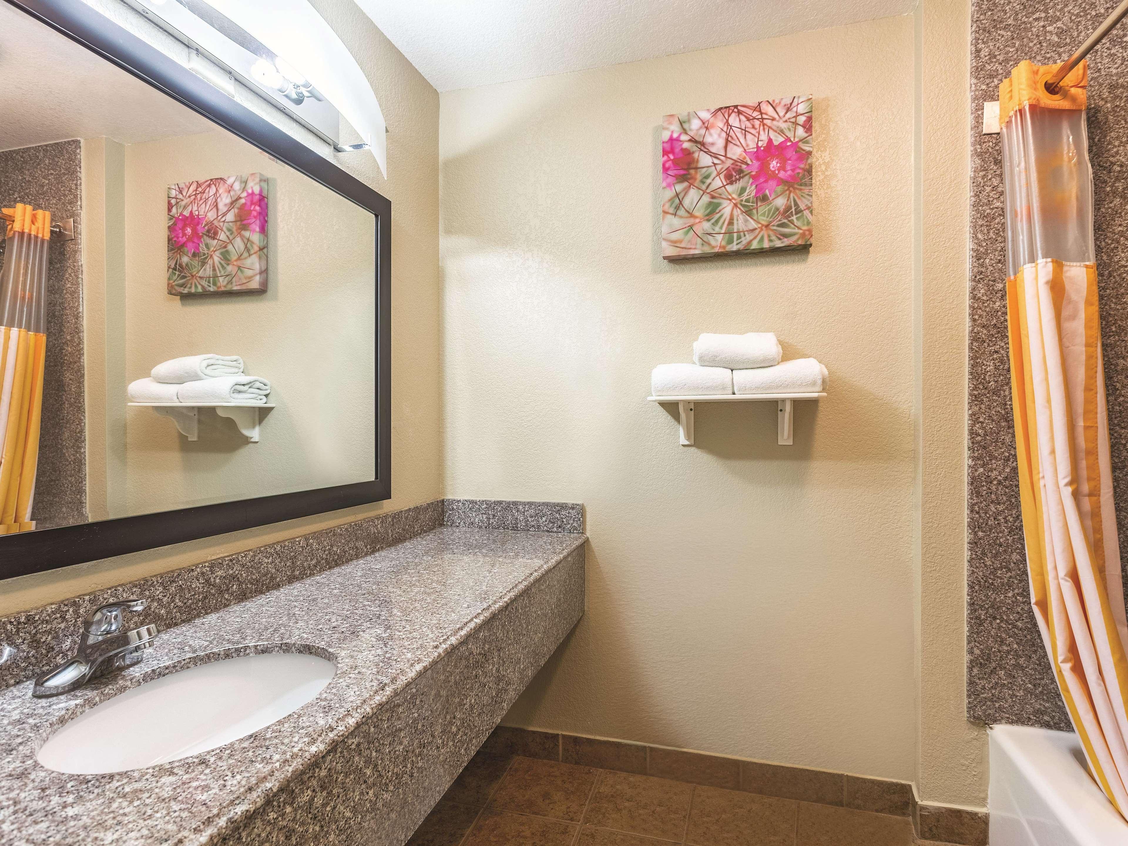 La Quinta By Wyndham Deming Hotel Ngoại thất bức ảnh